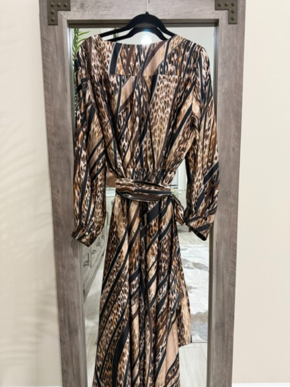 New York & Company Leopard Print Faux Wrap w/ POCKETS XXL | EUC - Picture 6 of 15